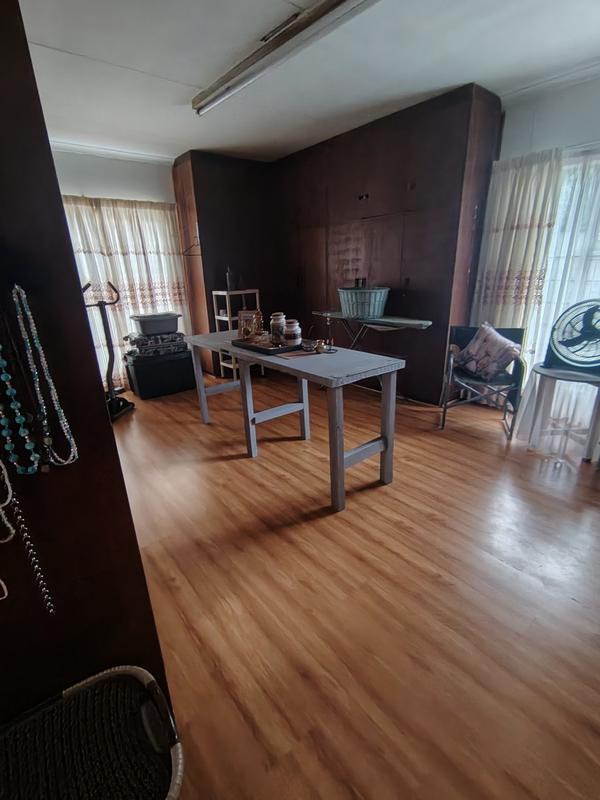 5 Bedroom Property for Sale in Sasolburg Ext 4 Free State